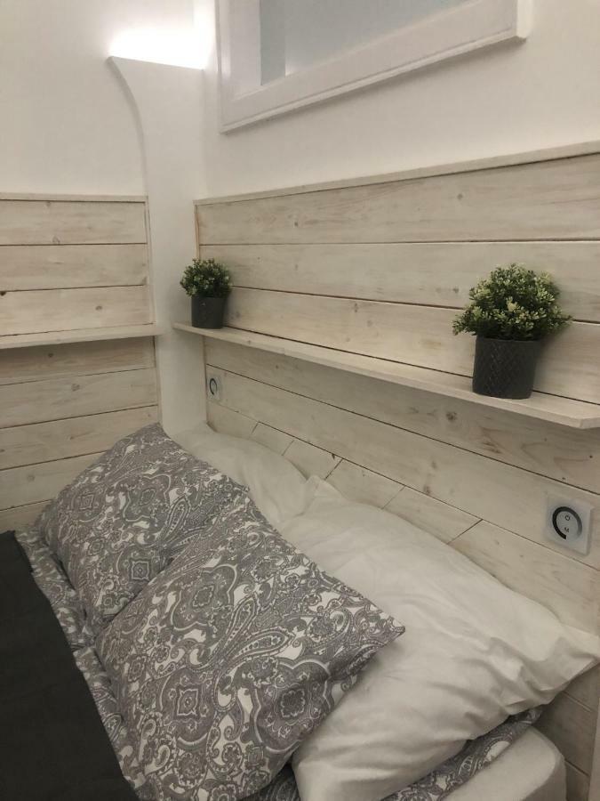 O&B Apartman Boedapest Buitenkant foto