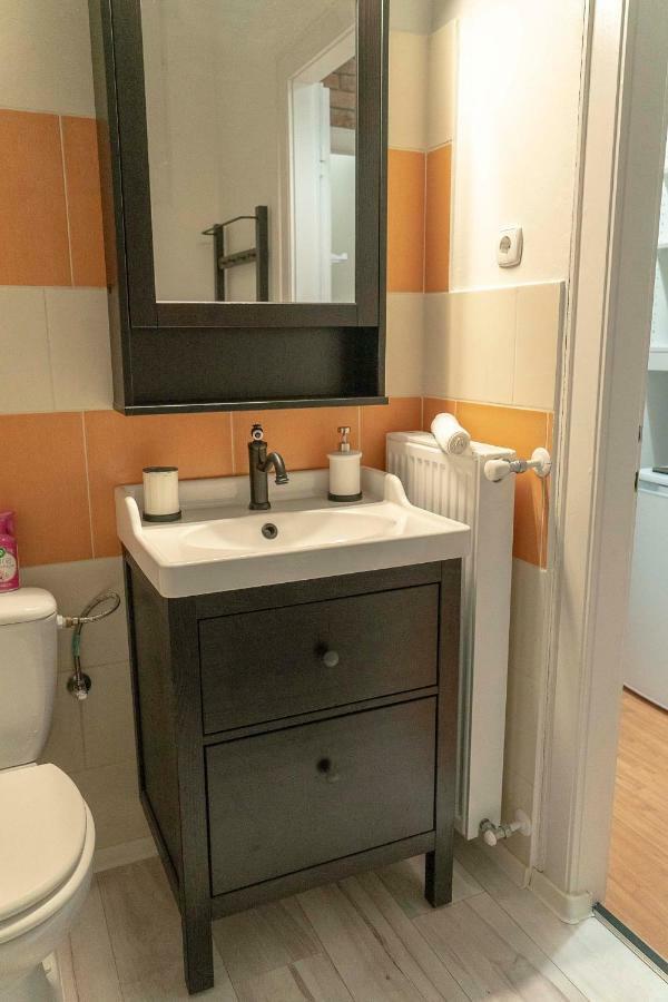 O&B Apartman Boedapest Buitenkant foto