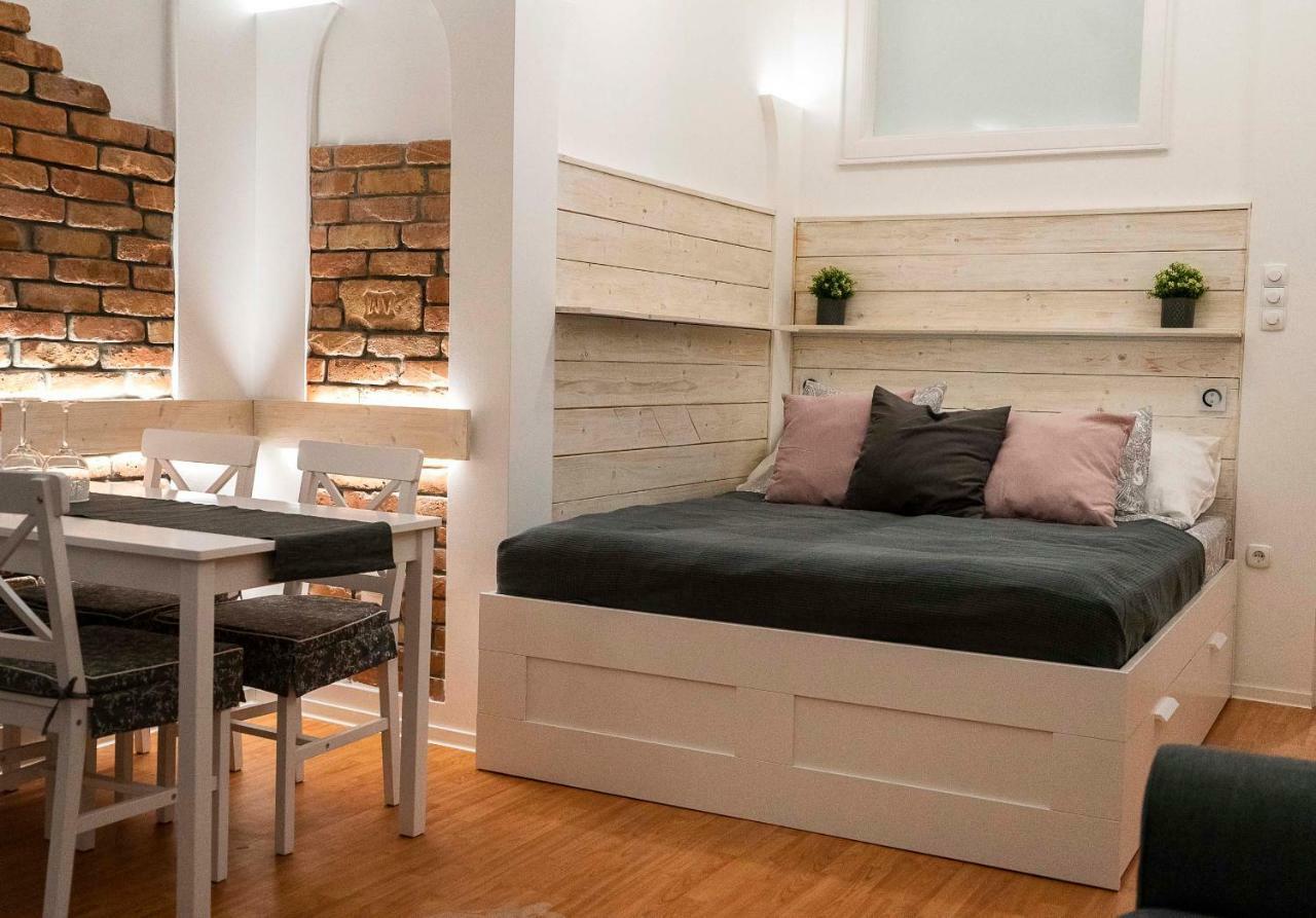 O&B Apartman Boedapest Buitenkant foto